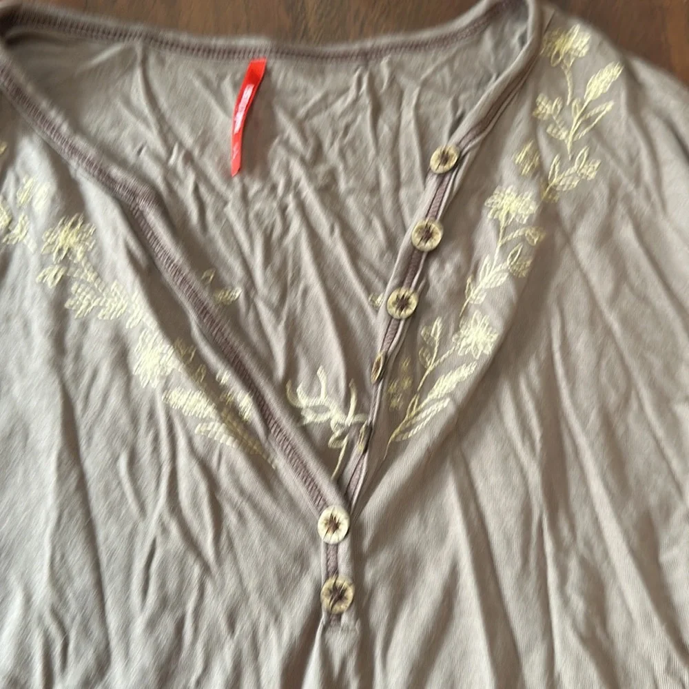 Stunning never worn Alp n Rock long sleeve Henley shirt embroidered - Picture 4 of 6